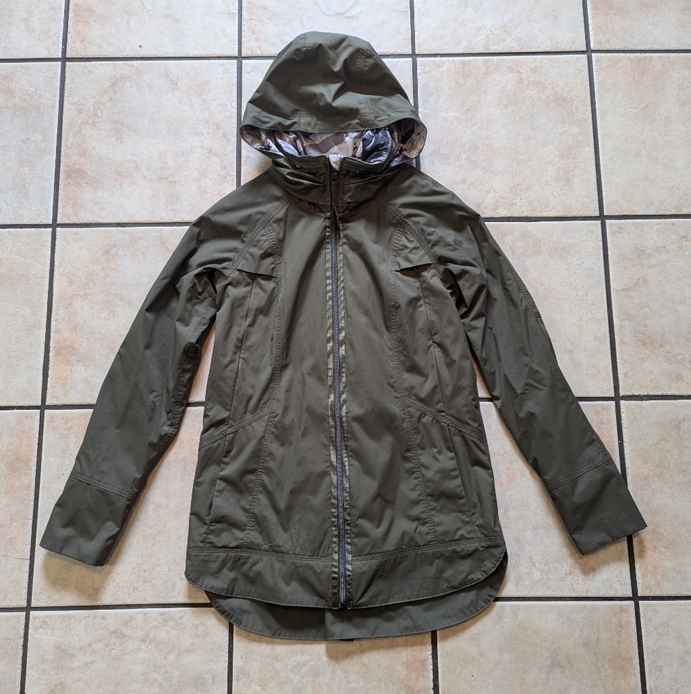 Lululemon For Drizzle Jacket
